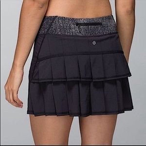 Lululemon Run: Pace Setter Skirt Size 4 In Black and Burlap texture Black Dune